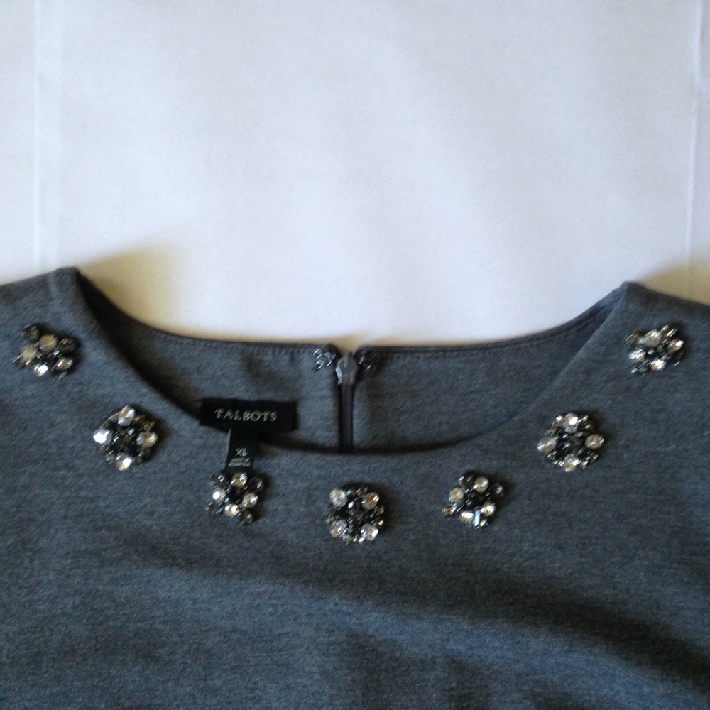 TALBOTS beaded design o-neck blouse